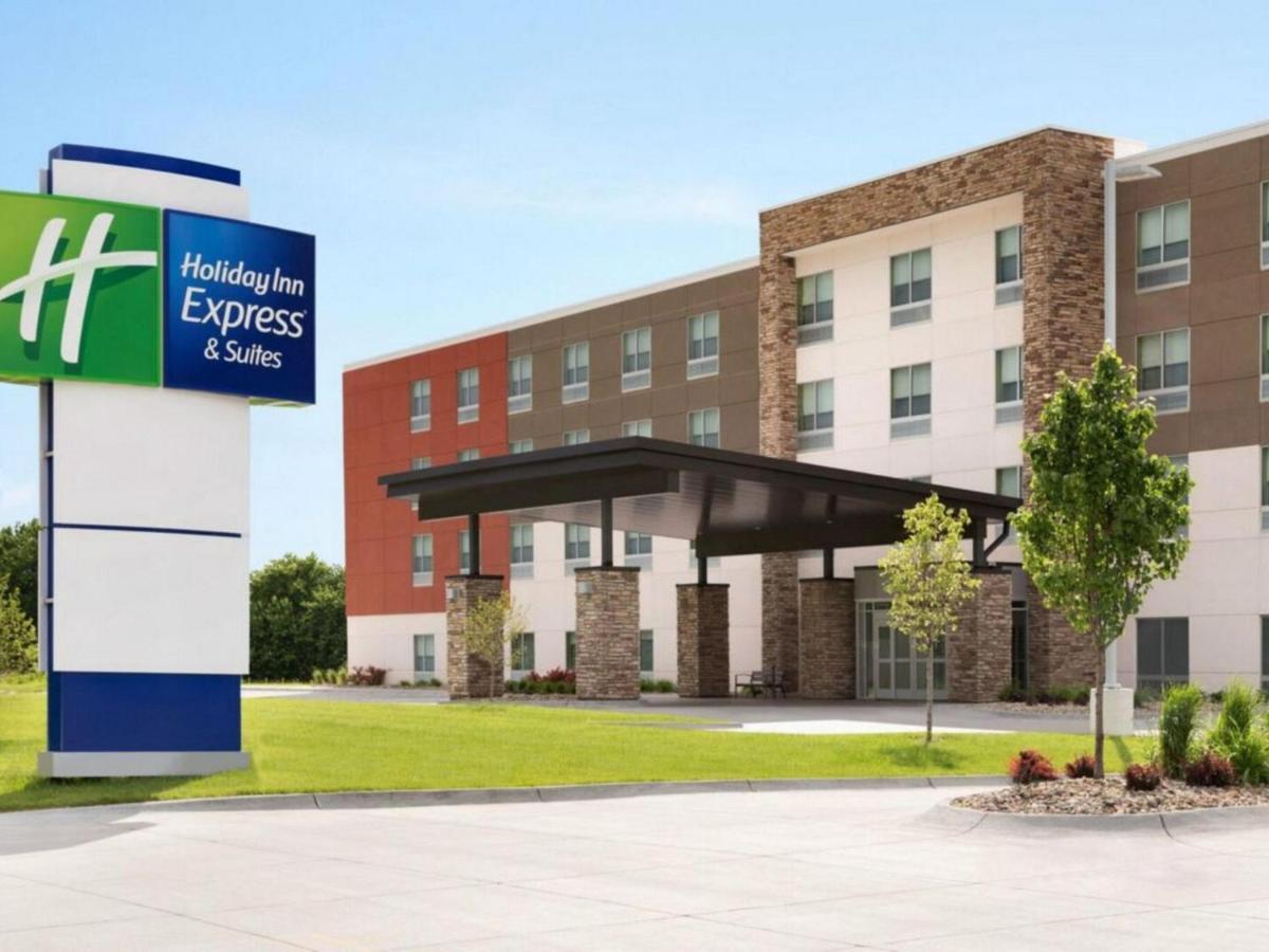 Holiday Inn Express & Suites Dayton East - Beavercreek By Ihg Extérieur photo