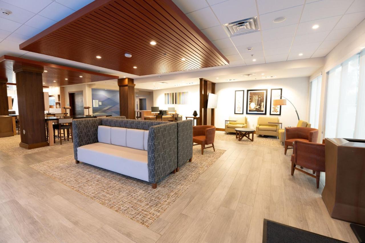 Holiday Inn Express & Suites Dayton East - Beavercreek By Ihg Extérieur photo